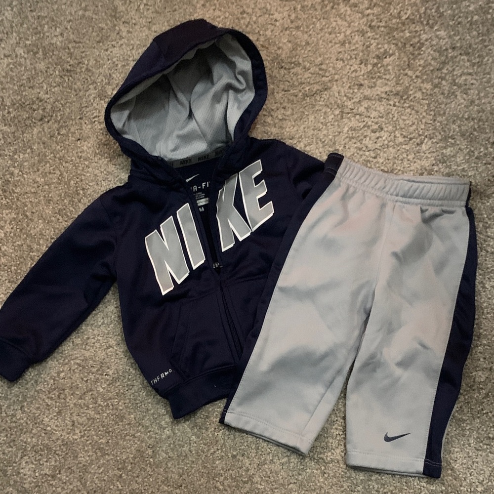Nike Kids Navy and Gray-2 piece Set